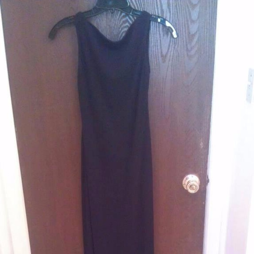 Vintage: LAUNDRY SIZE 0 BLACK DRESS